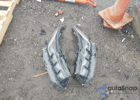 2020 Toyota Prius Prime Limited из США, поврежденный, VIN JTDKARFP9L3155521